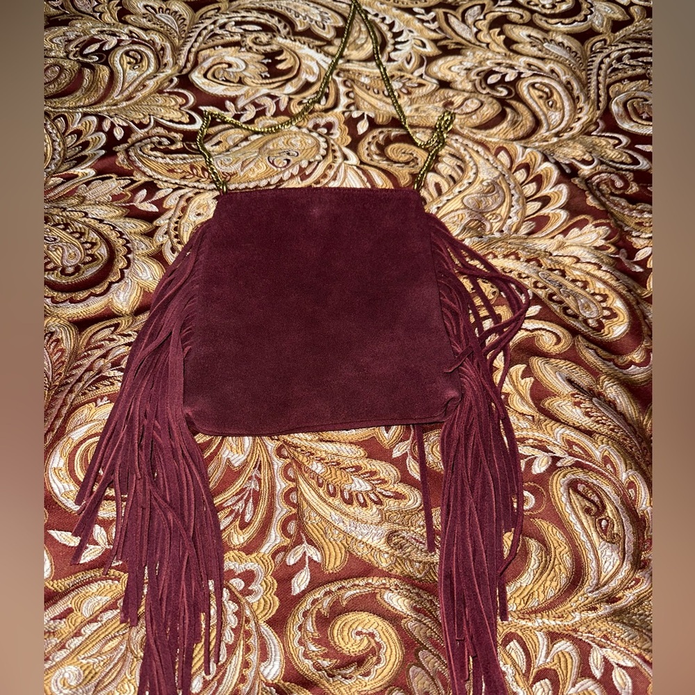 Ecote Urban Outfitters Burgundy Genuine Suede Fringe bag with chain strap - Picture 2 of 5
